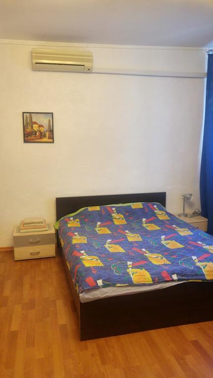 Apartement Kruglouniversitetska 2/1 Kiev Bilik gambar