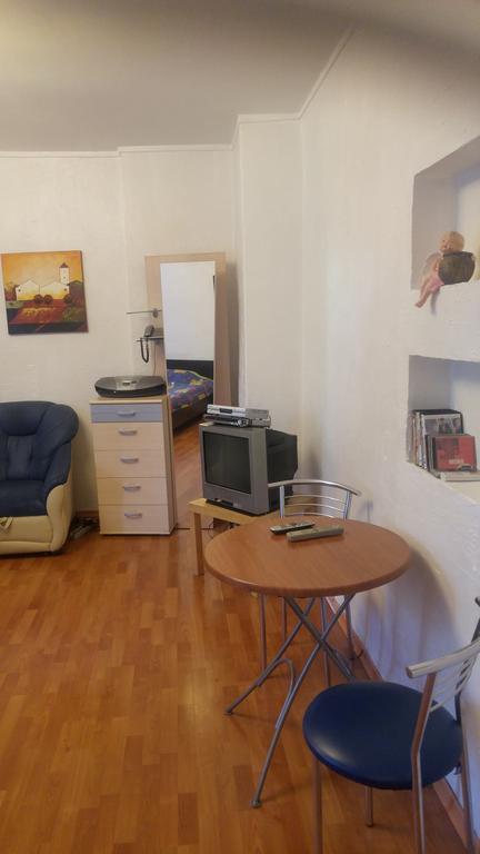 Apartement Kruglouniversitetska 2/1 Kiev Bilik gambar